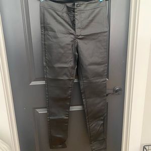 FAUX LEATHER Leggings | Brand: SHEIN